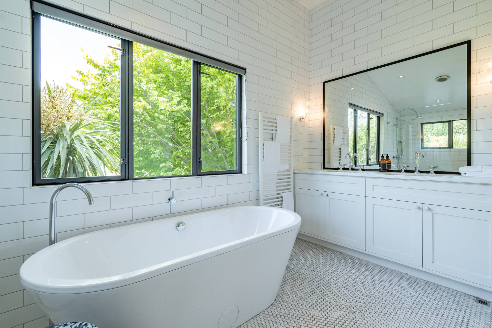 Horseshoe-Bend-Estate-Master-Ensuite