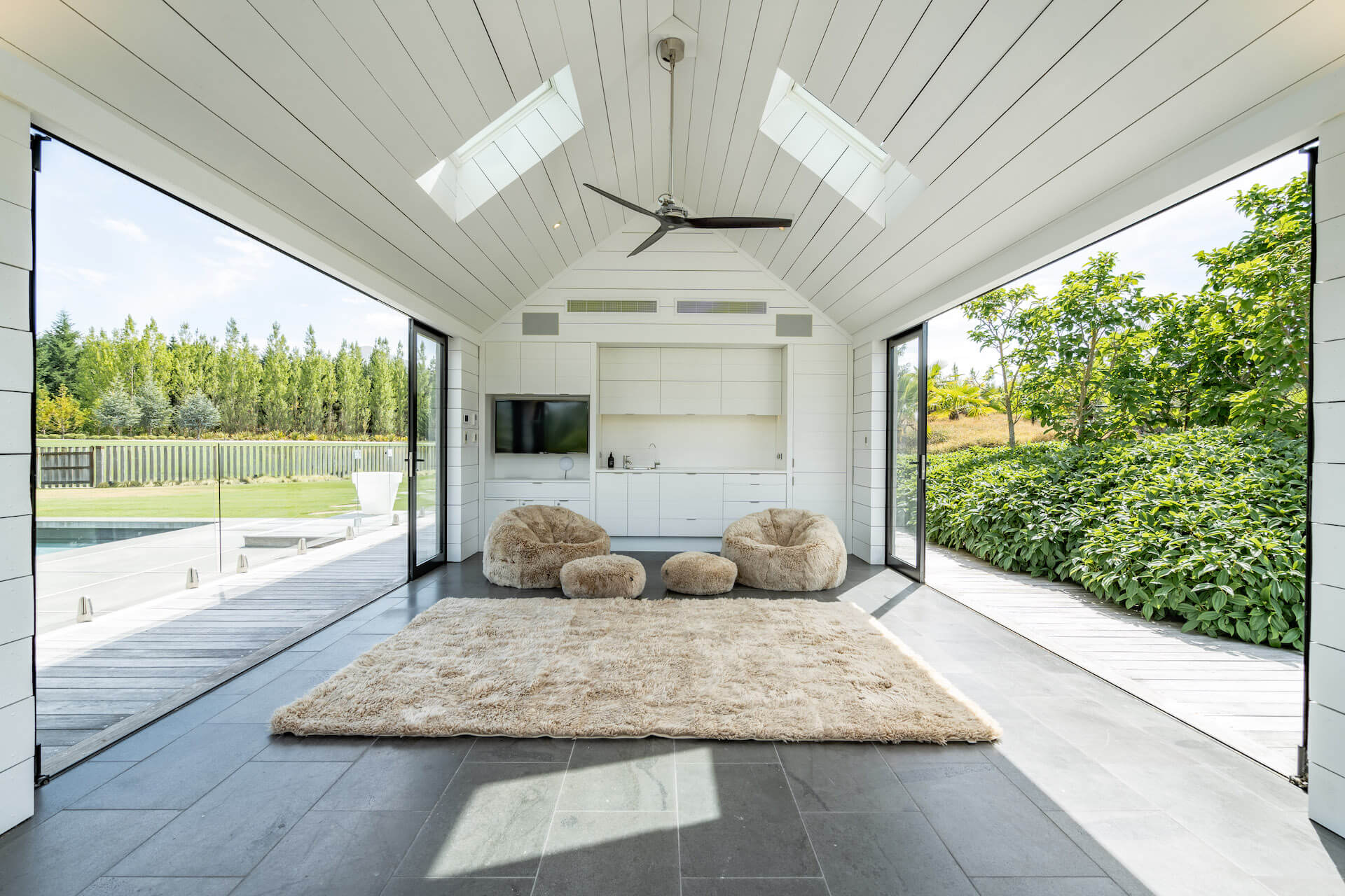 Horseshoe-Bend-Estate-Pool-Cabana