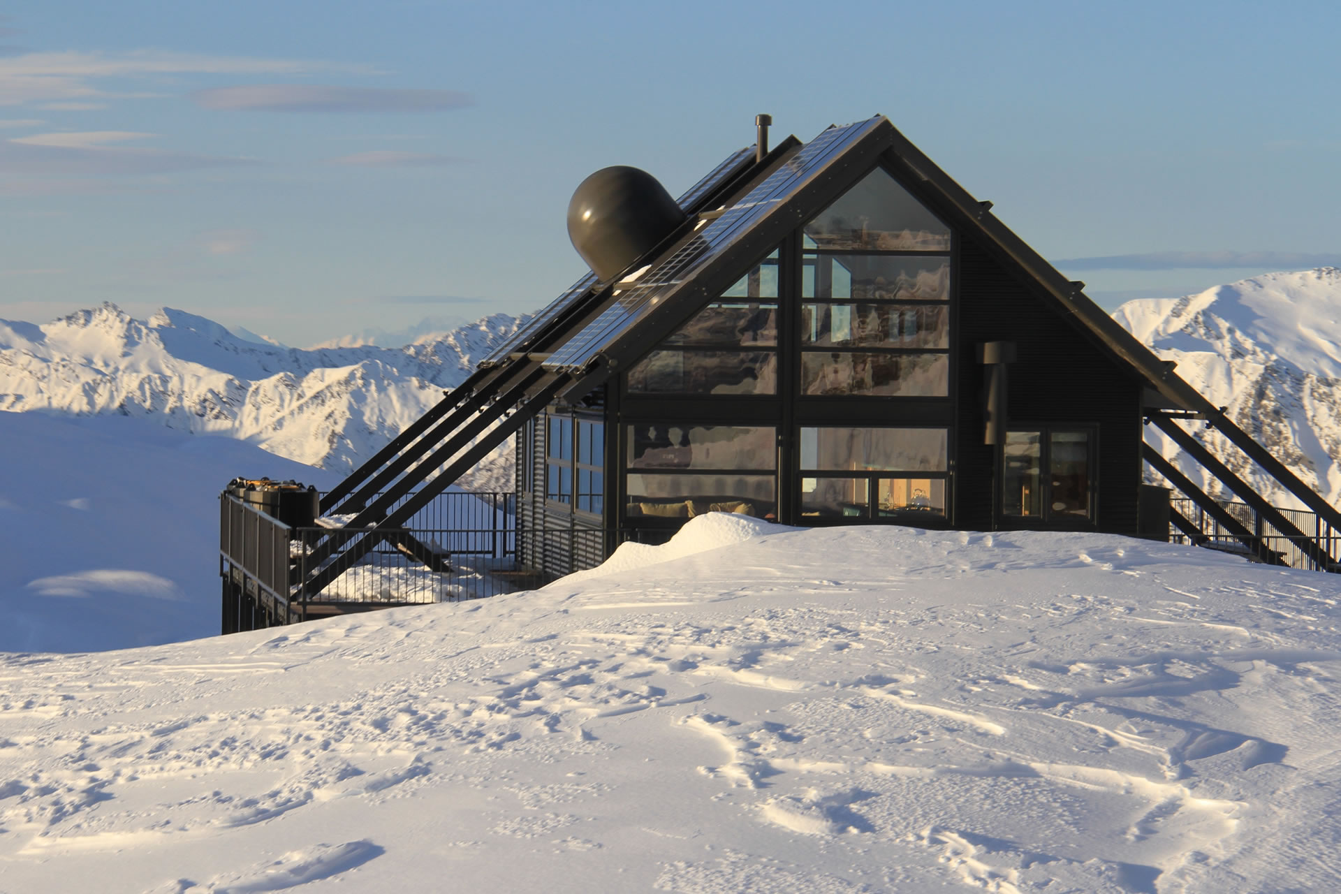 mountain-top-chalet-3912