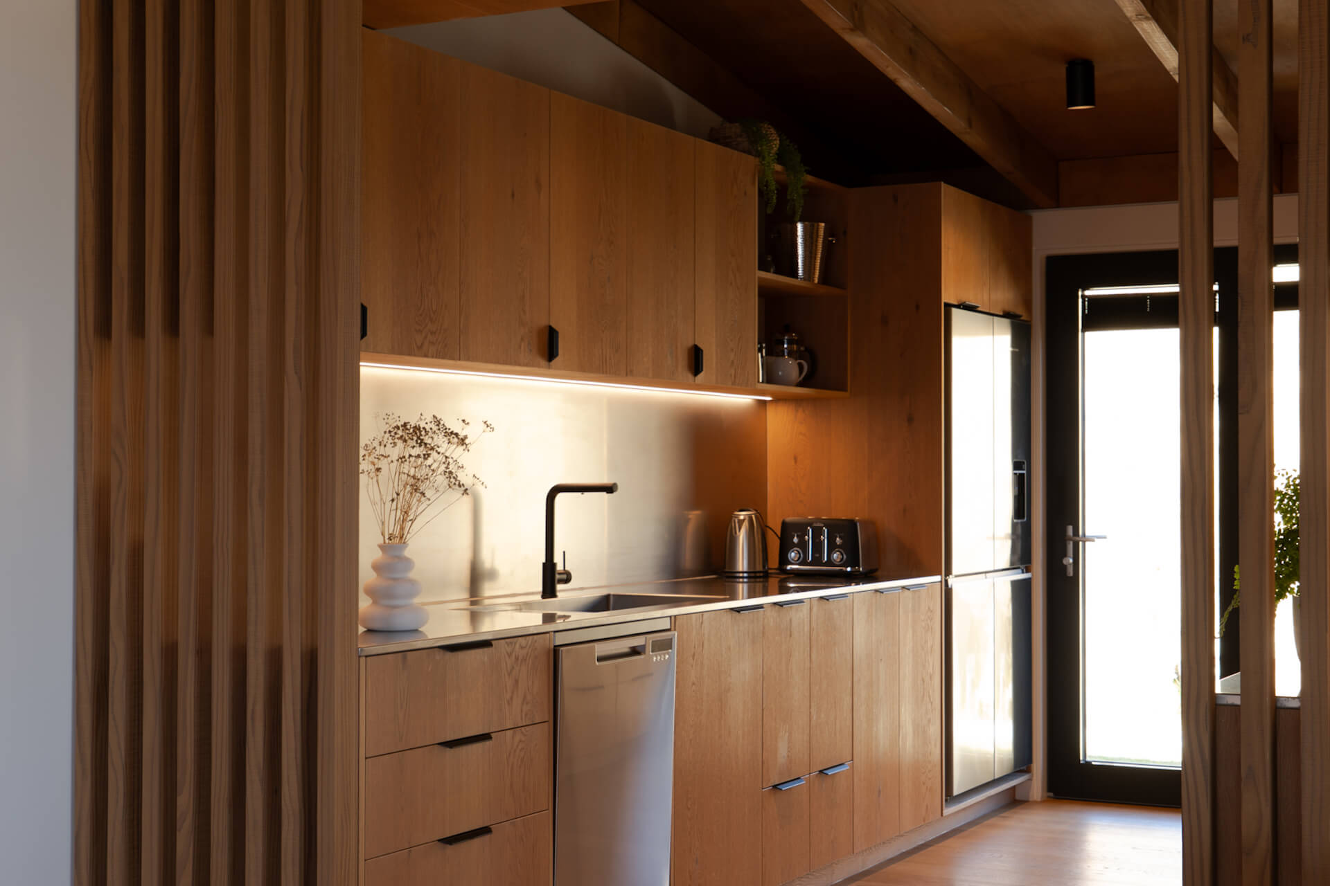 Kitchen_P1001165
