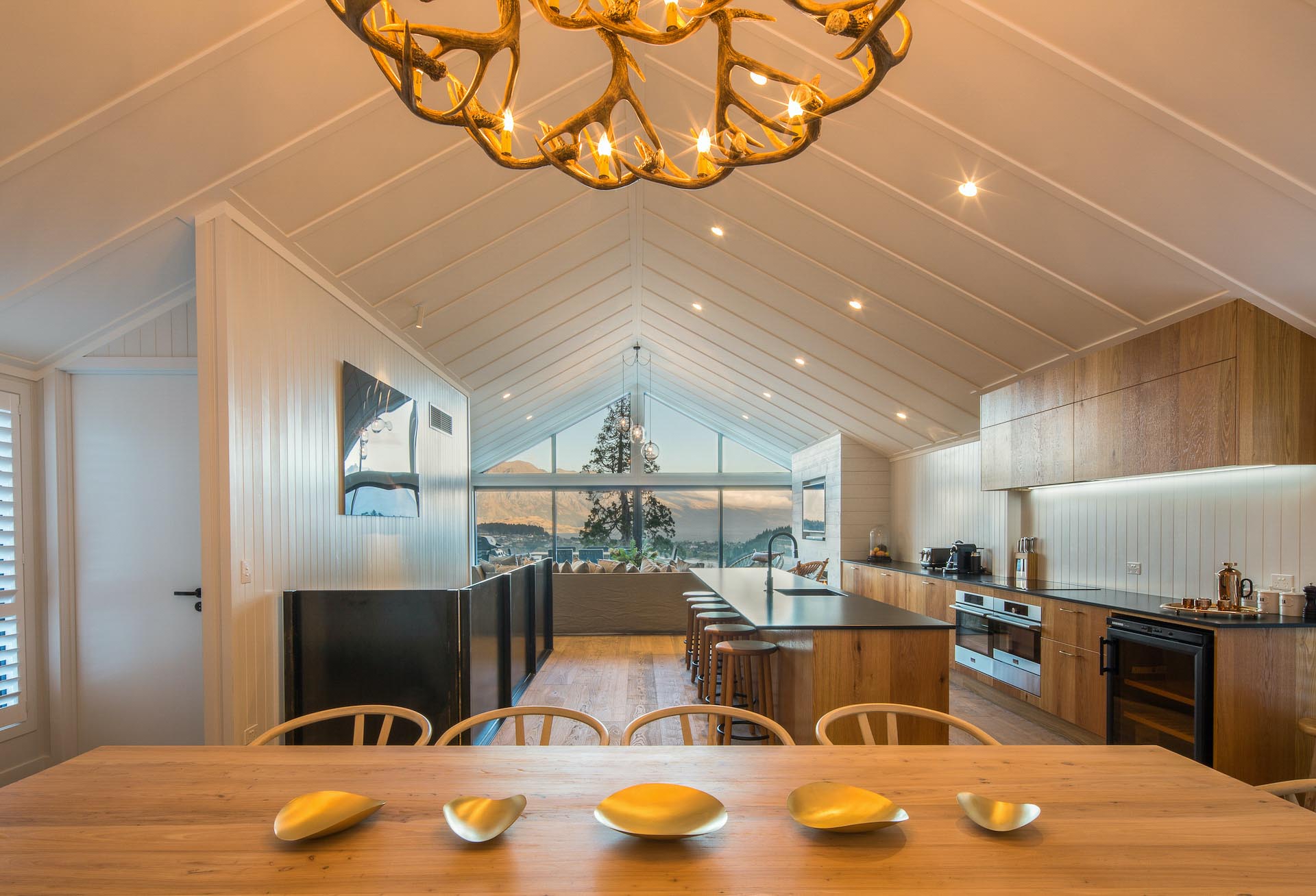 MajorDomo-Kahurangi-Dining