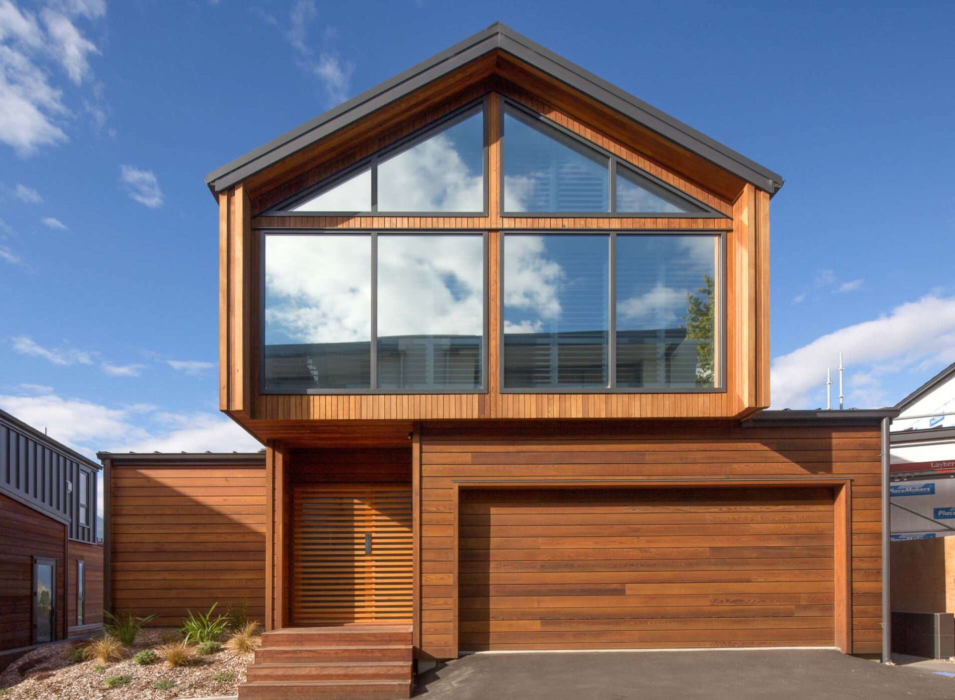 MajorDomo-Kahurangi-Exterior