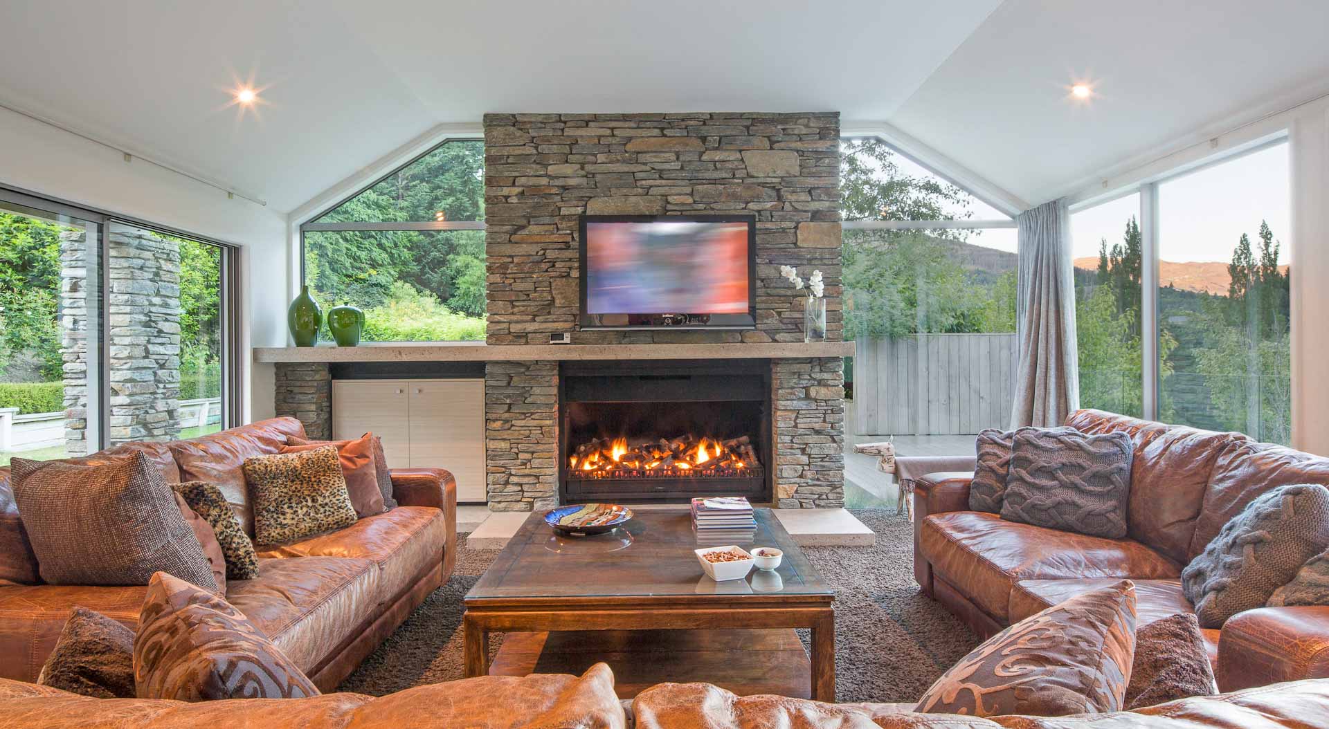 MajorDomo_Riverview Retreat_055