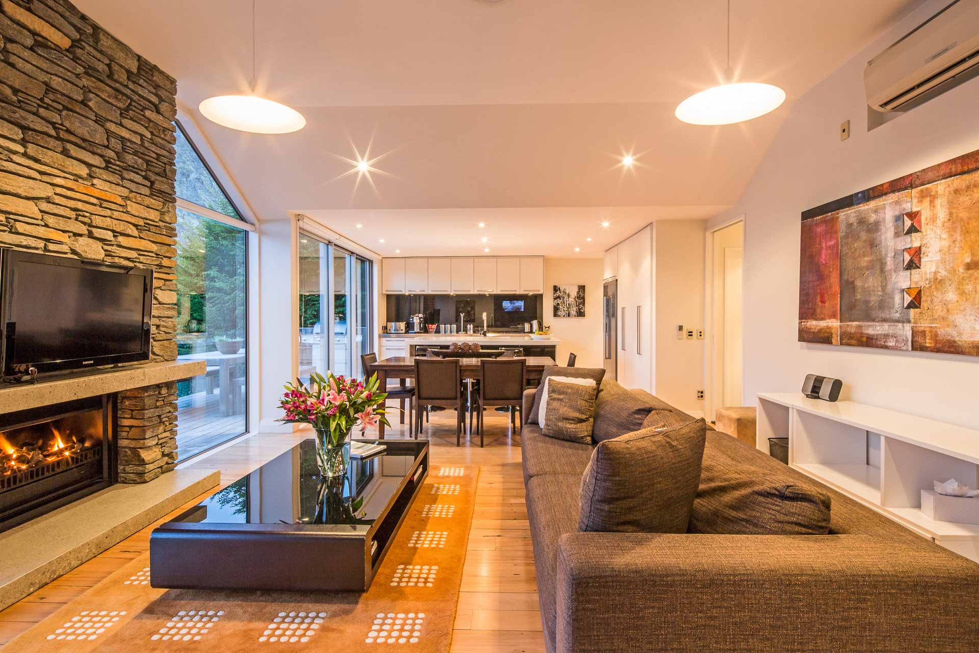 MajorDomo_Riverview Retreat_069