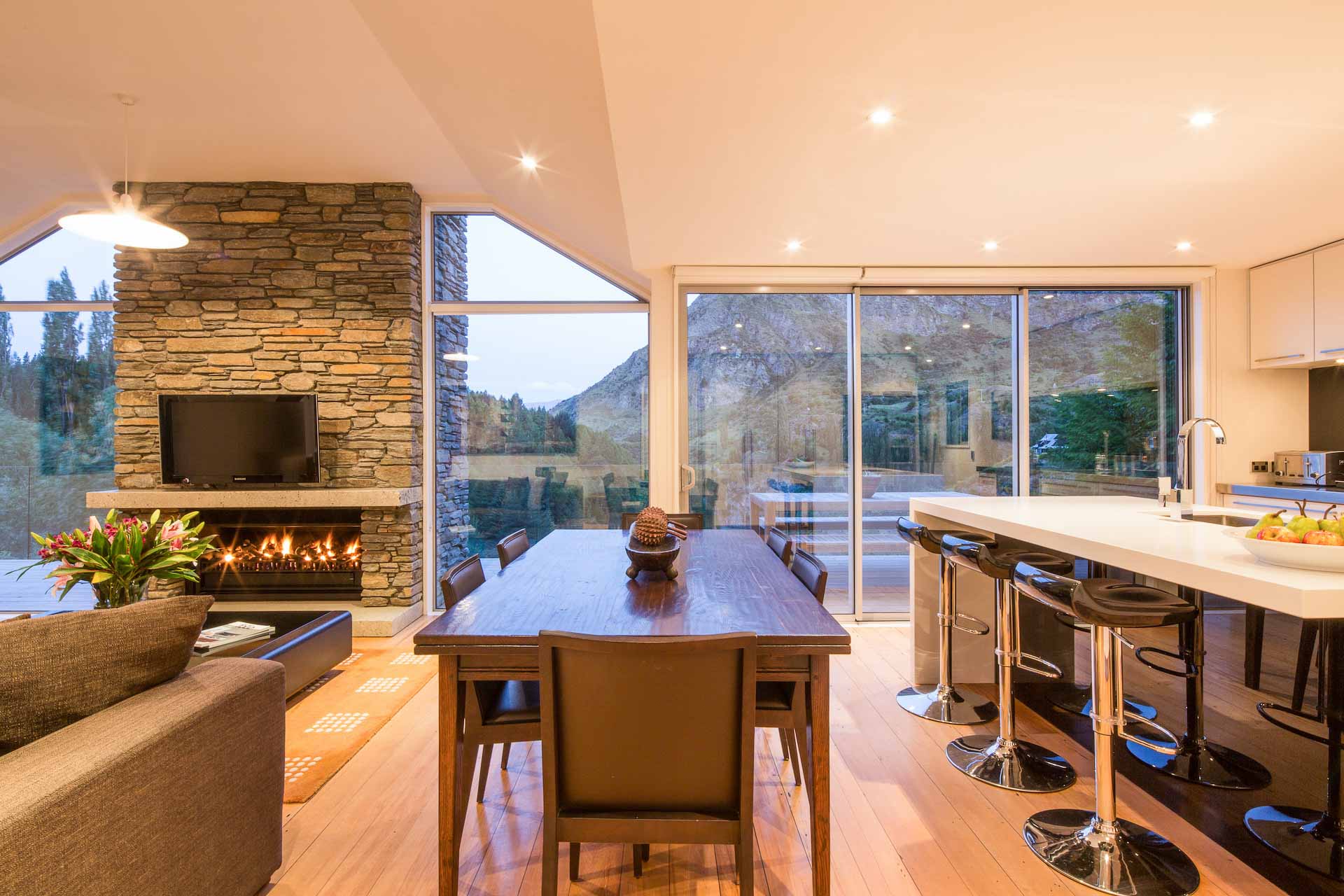 MajorDomo_Riverview Retreat_078