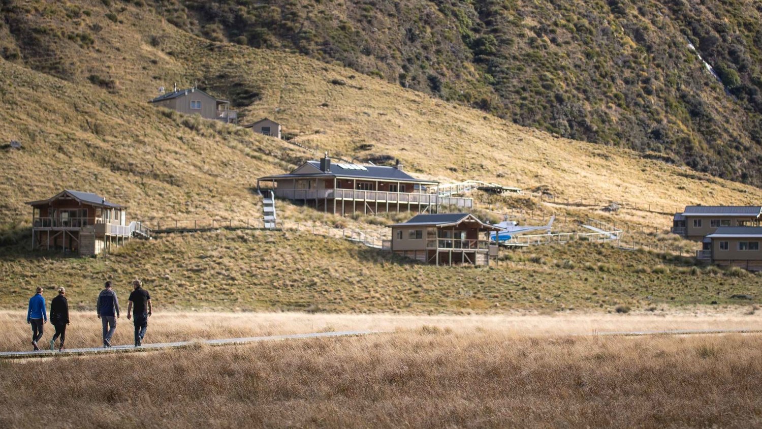 minaret-station-mountain-kitchen