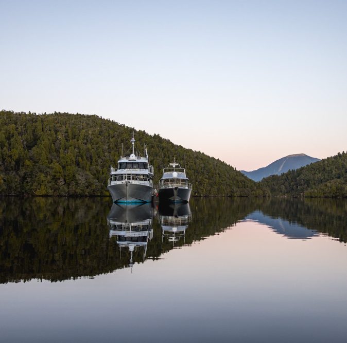 shadowland-vessels-both