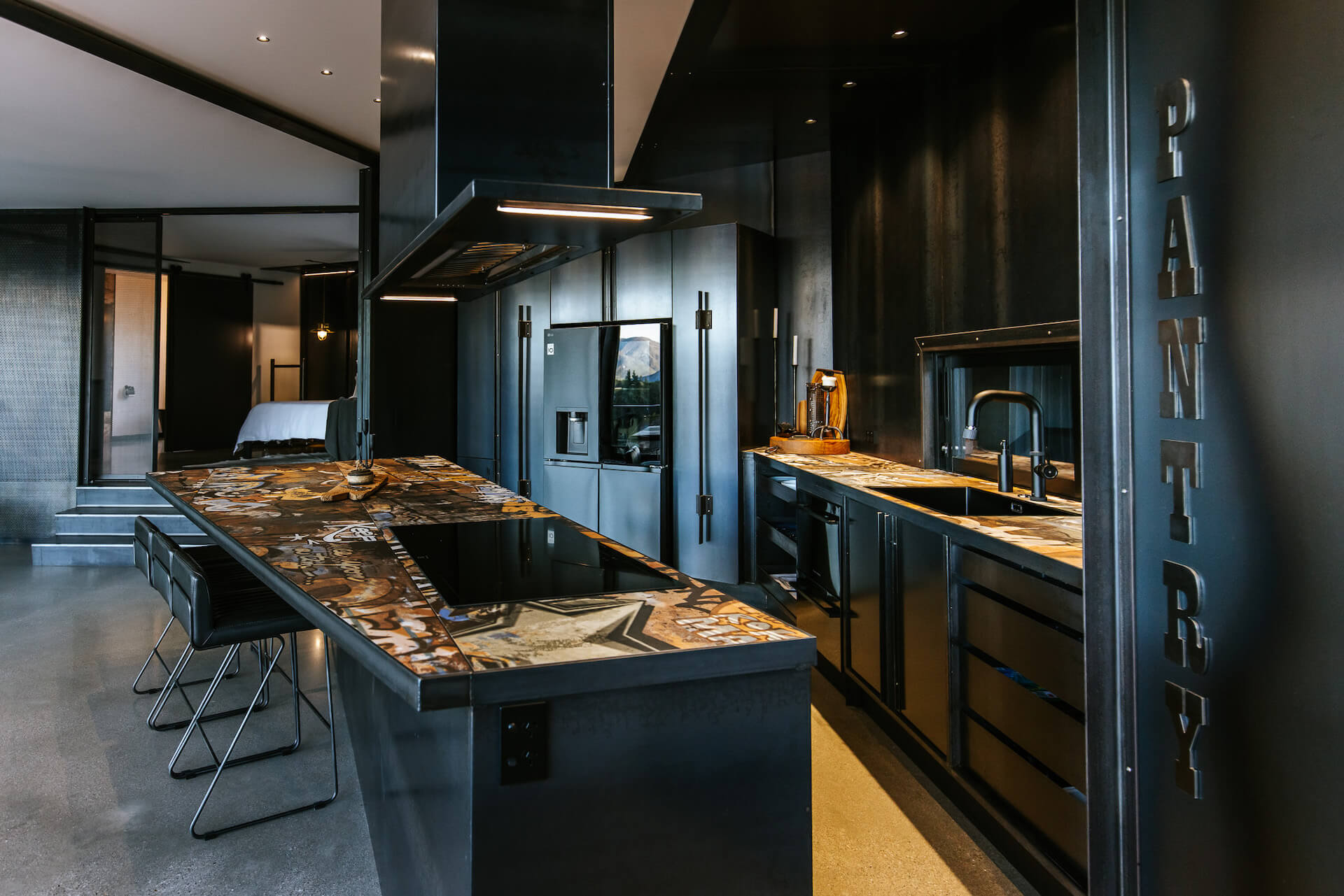 251209_Houliston_009