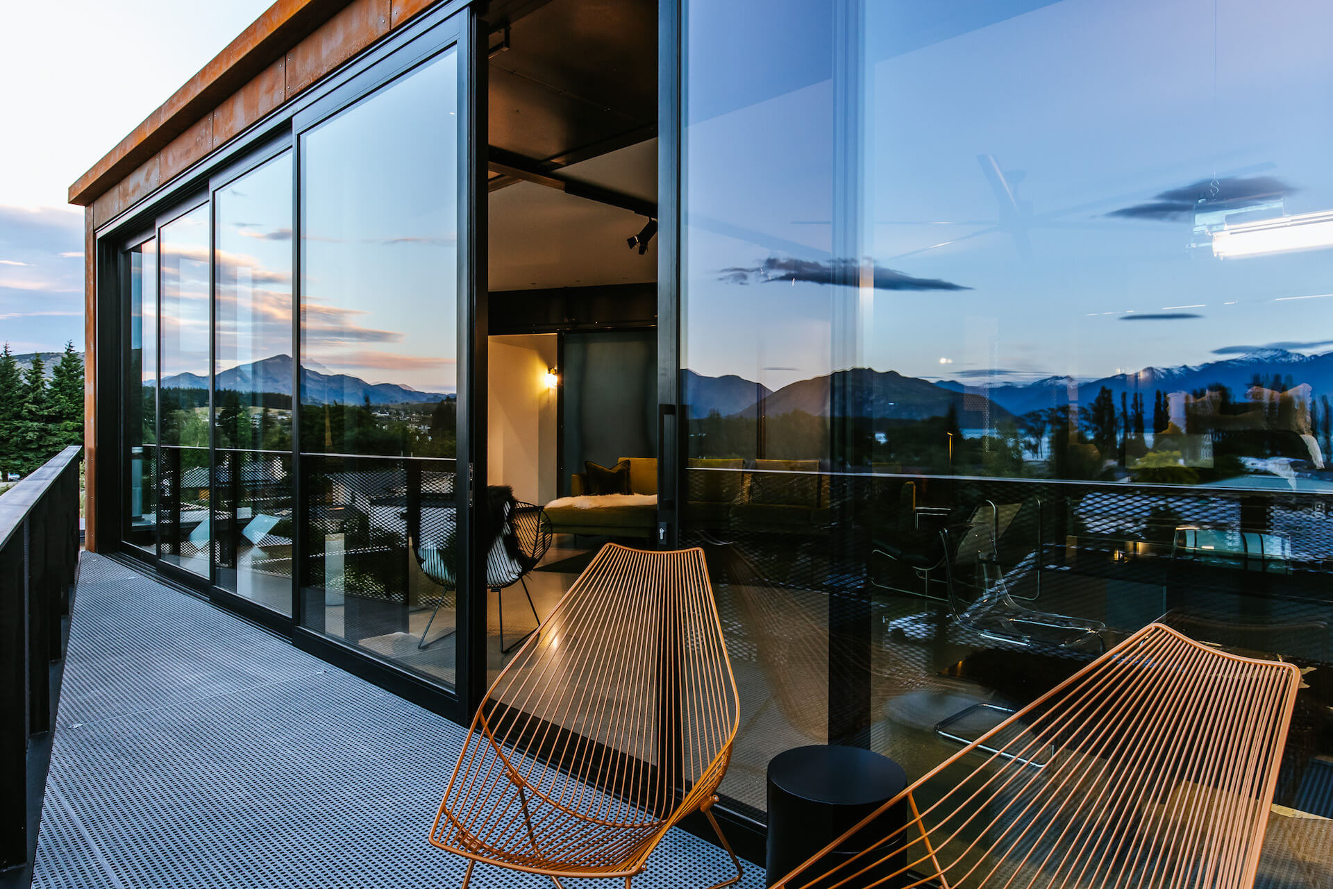 251209_Houliston_023