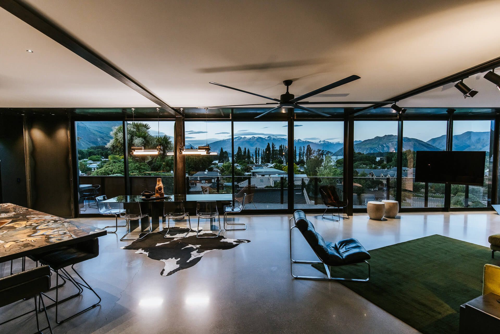 251209_Houliston_034