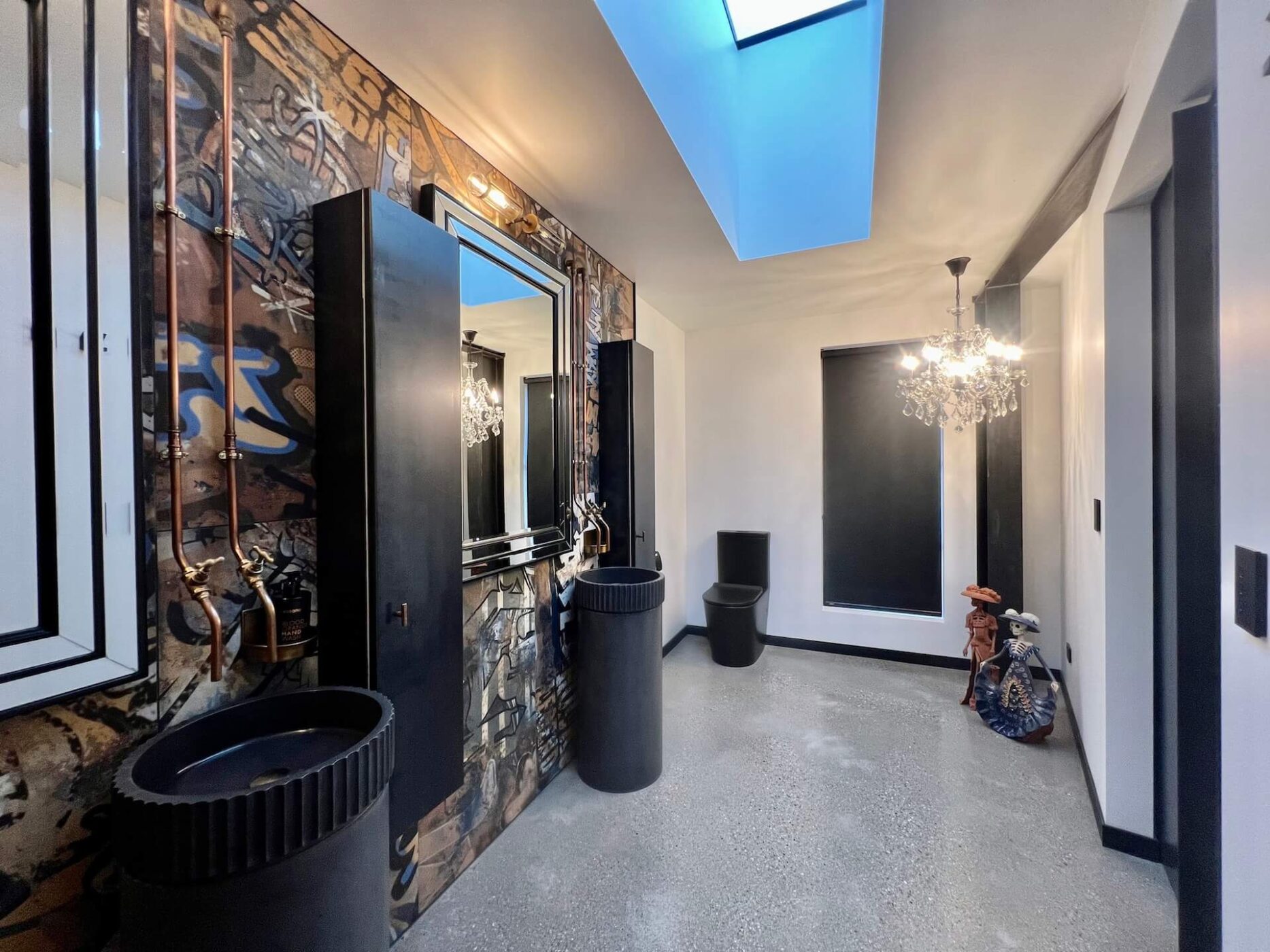 IMG_3899 Ensuite 2 Basins