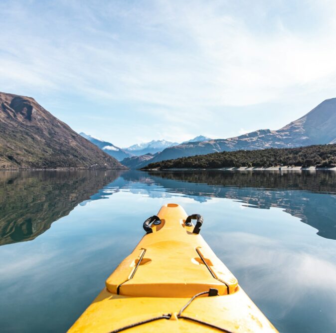 Kayak lake wanaka